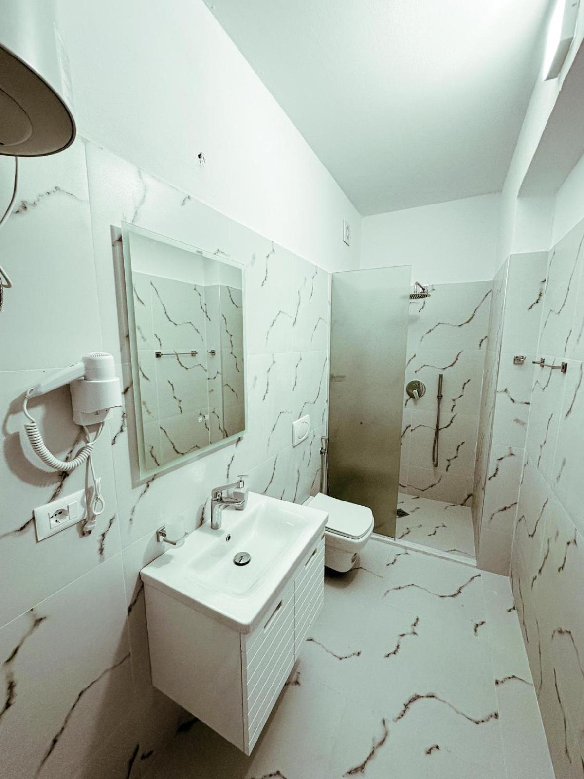 Vizion Hotel Szkodra Zewnętrze zdjęcie